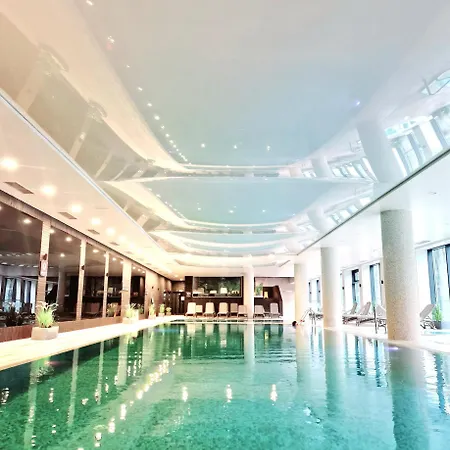 Nadmorskie Tarasy Apartament&Spa-2